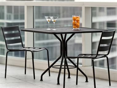 Woodard Cafe Series Wrought Iron Textured Black Dining Set WRTDBDS